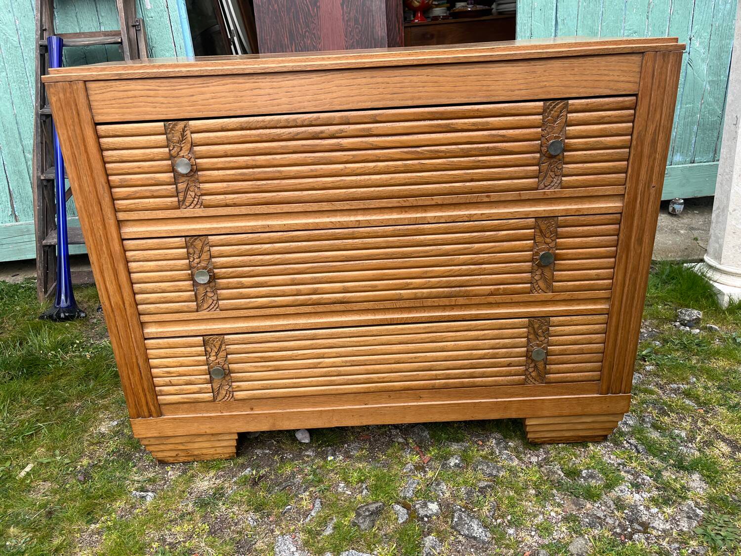 Art Deco chest of drawers