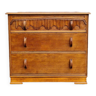 Vintage 1930s oak chest of drawers three drawer cabinet highly detailed