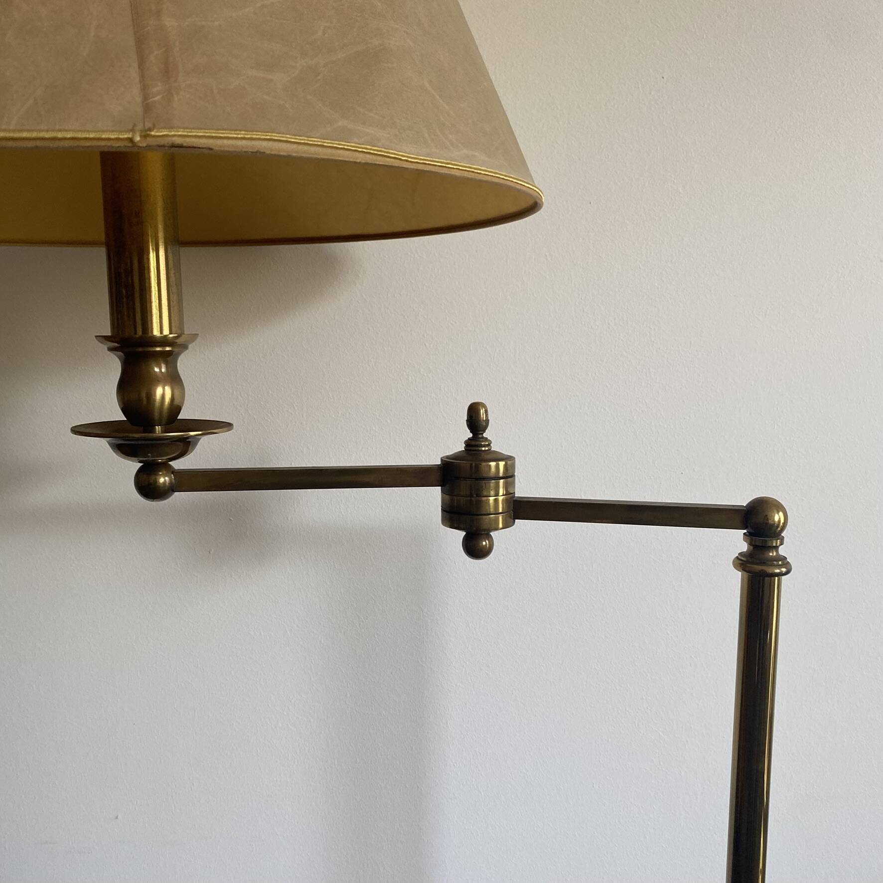 Reading lamp, floor lamp, adjustable arm lamp.