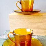 Amber coffee cups 70s