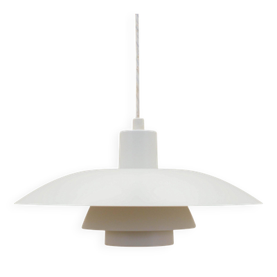 Suspension, design danois, années 1960, designer : Poul Henningsen, fabricant