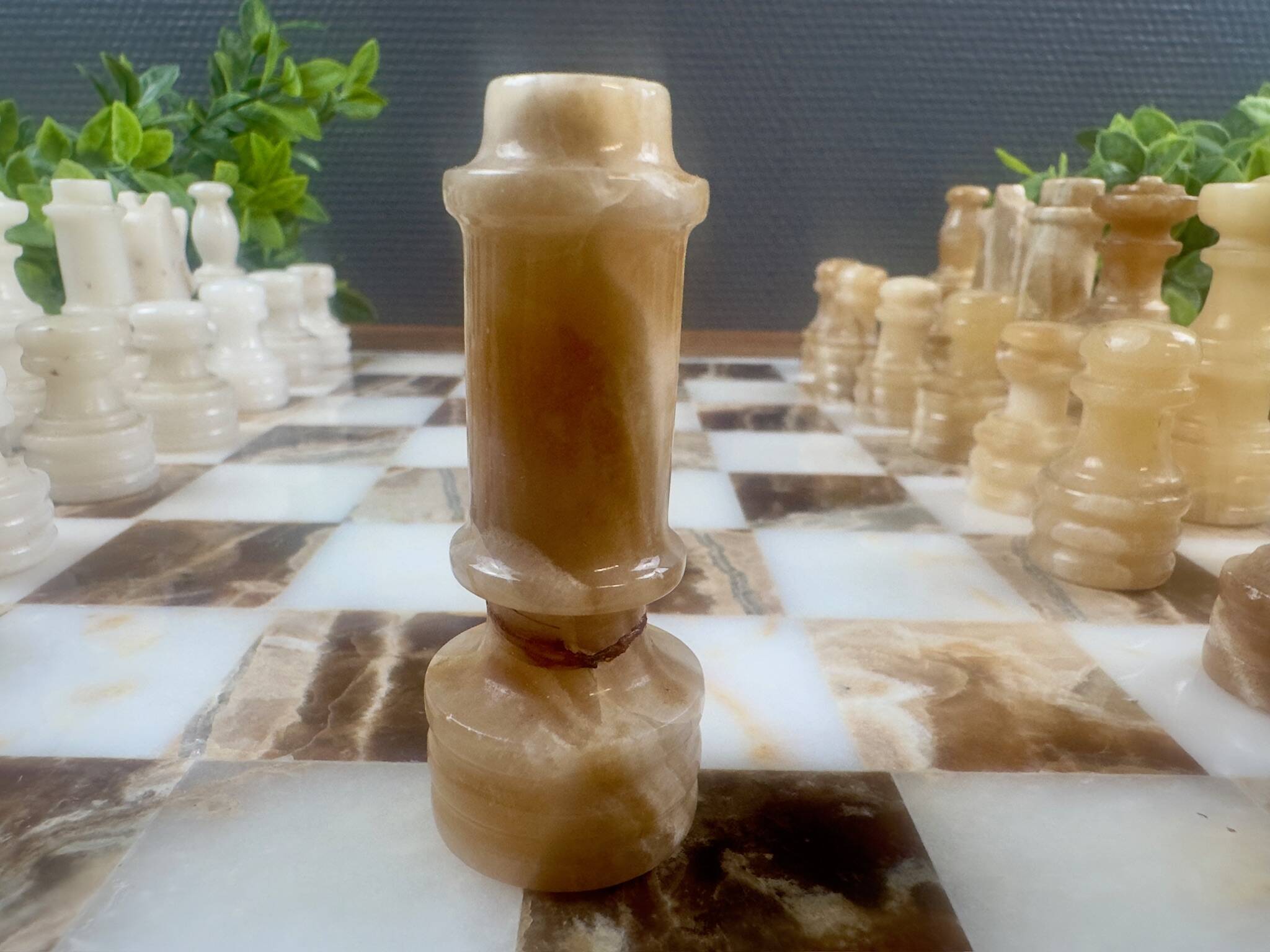 Jeu d’échecs en onyx – Plateau et pièces en pierre naturelle