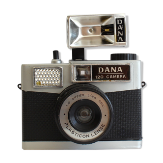 Dana 120 camera