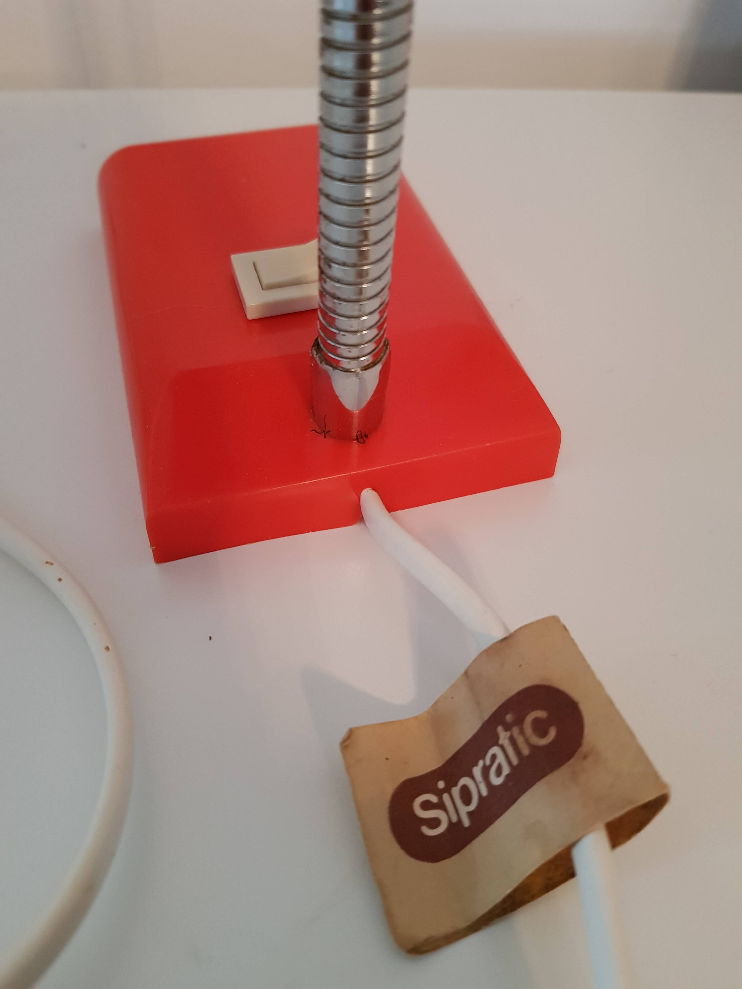 Mini lampe de bureau plastique orange