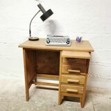 Child minister desk