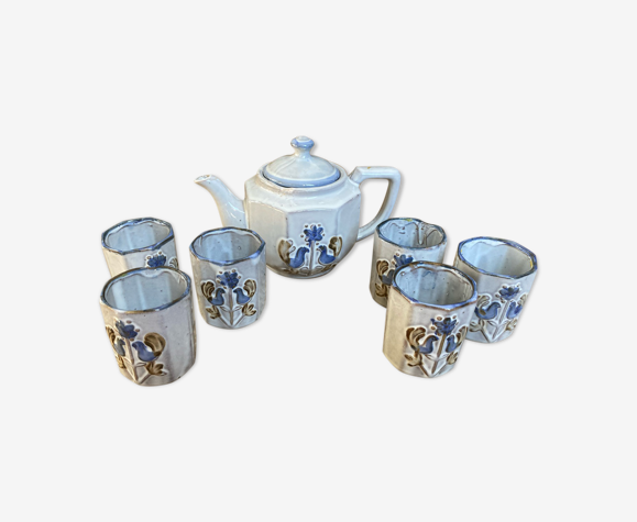 Service à thé en porcelaine