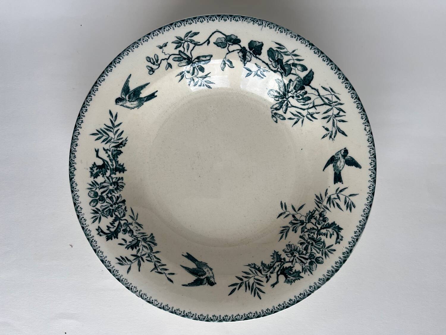 6 assiettes en terre de fer La Samaritaine