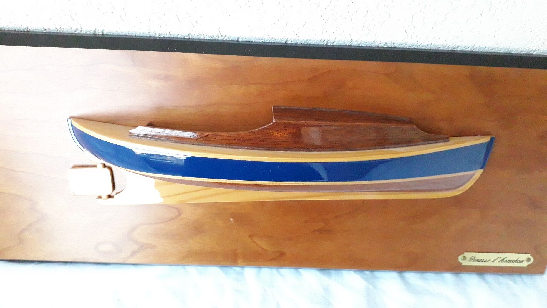 Maquette bateau demi-coque