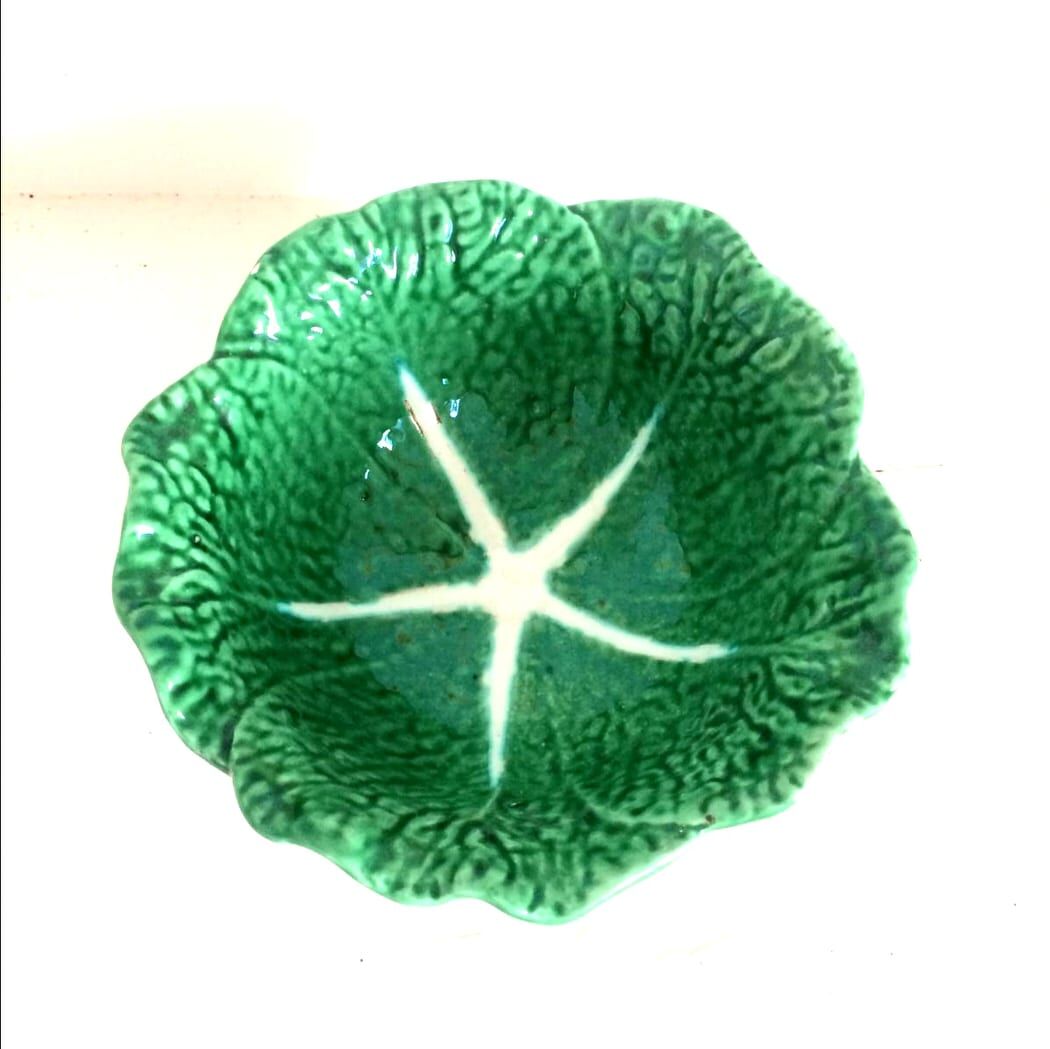 Cabbage-shaped slurry cup
