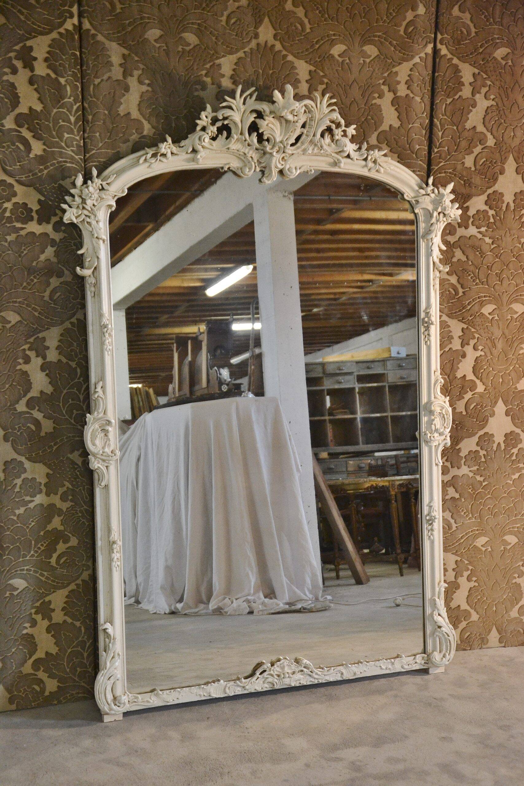 Large Louis XV rocaille style mirror, late 19th century