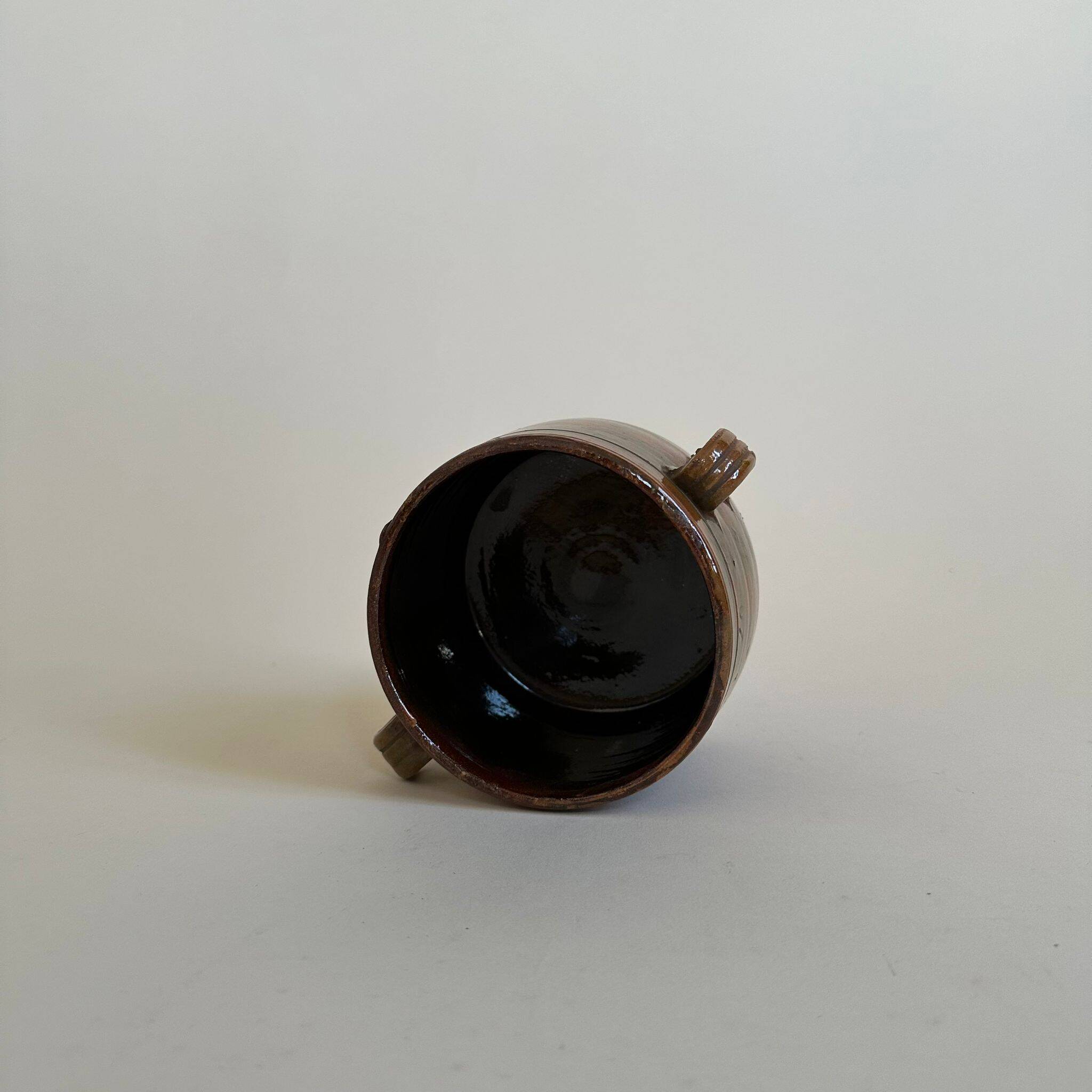Glazed ceramic ear pot