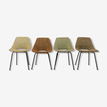 Série de 4 chaises Tonneau garnies de tissu, Pierre Guariche