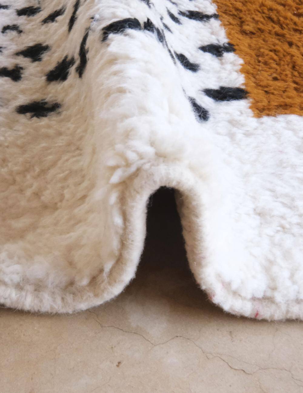 Modern Berber Rug - 291 x 230 cm