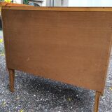 Dresser compass feet