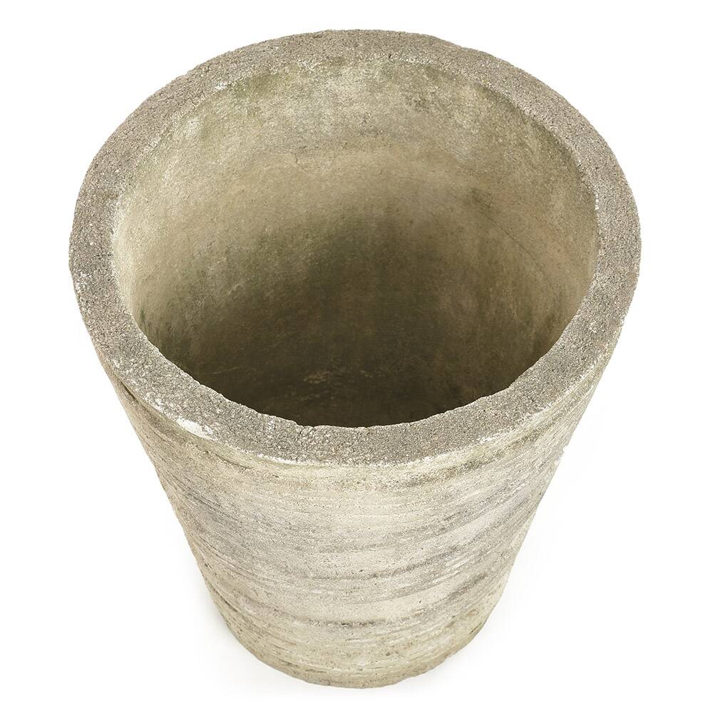 Large antique garden pot (60 x 30cm)