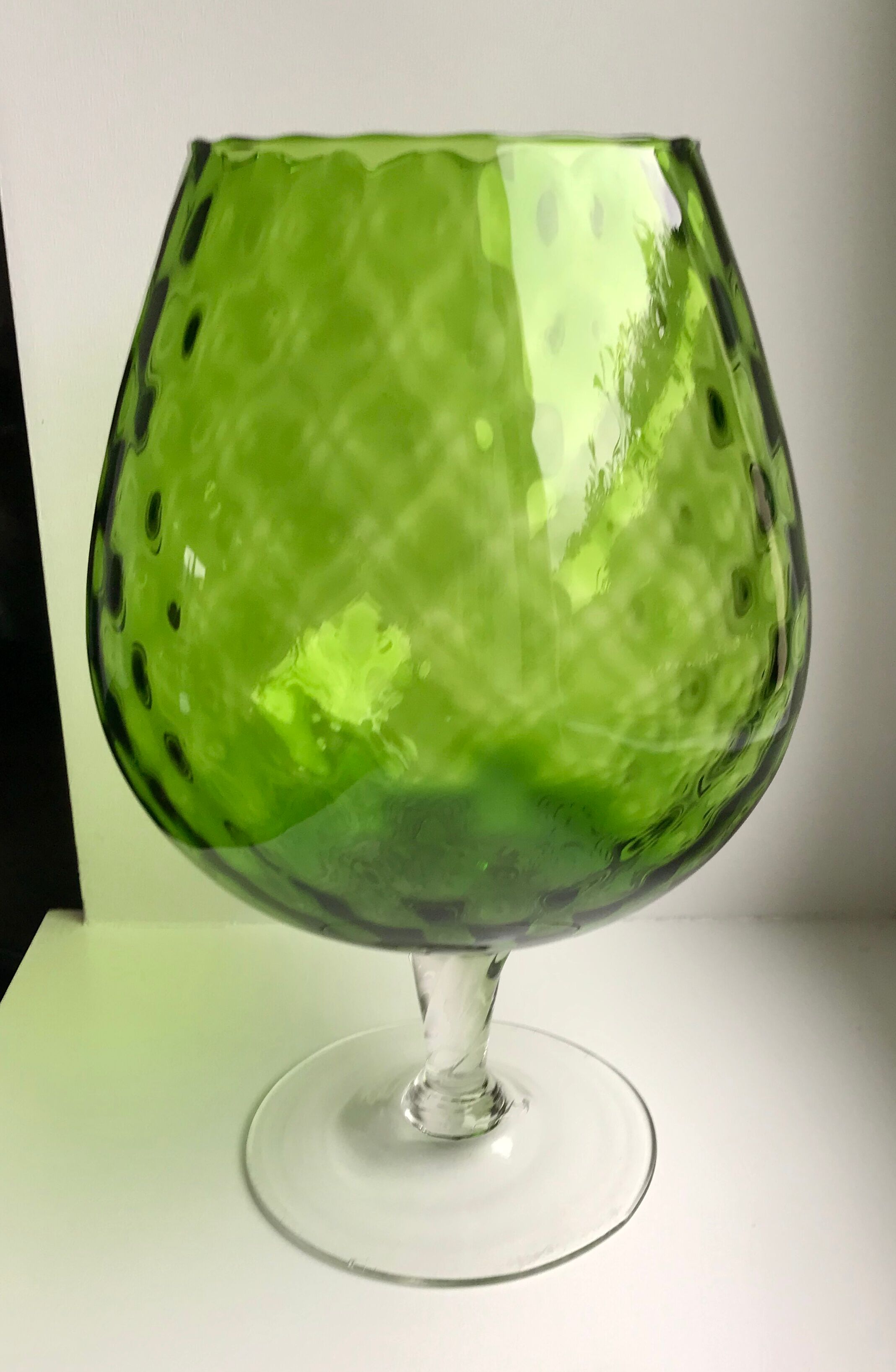 Italian vase, cup in green glass 70s