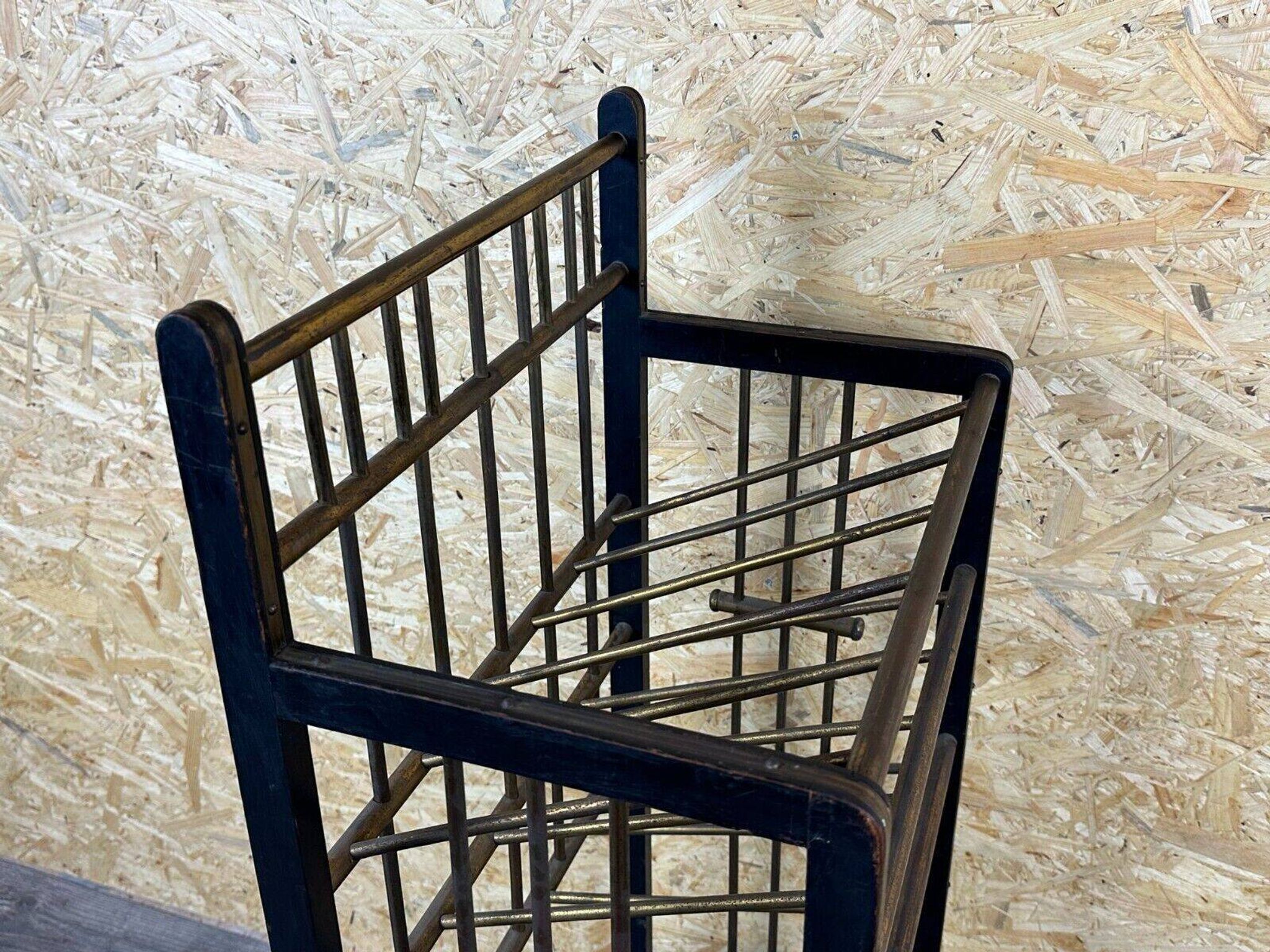 Magazine rack from Wiener Werkstätte Austria made of mahogany & brass around 1900