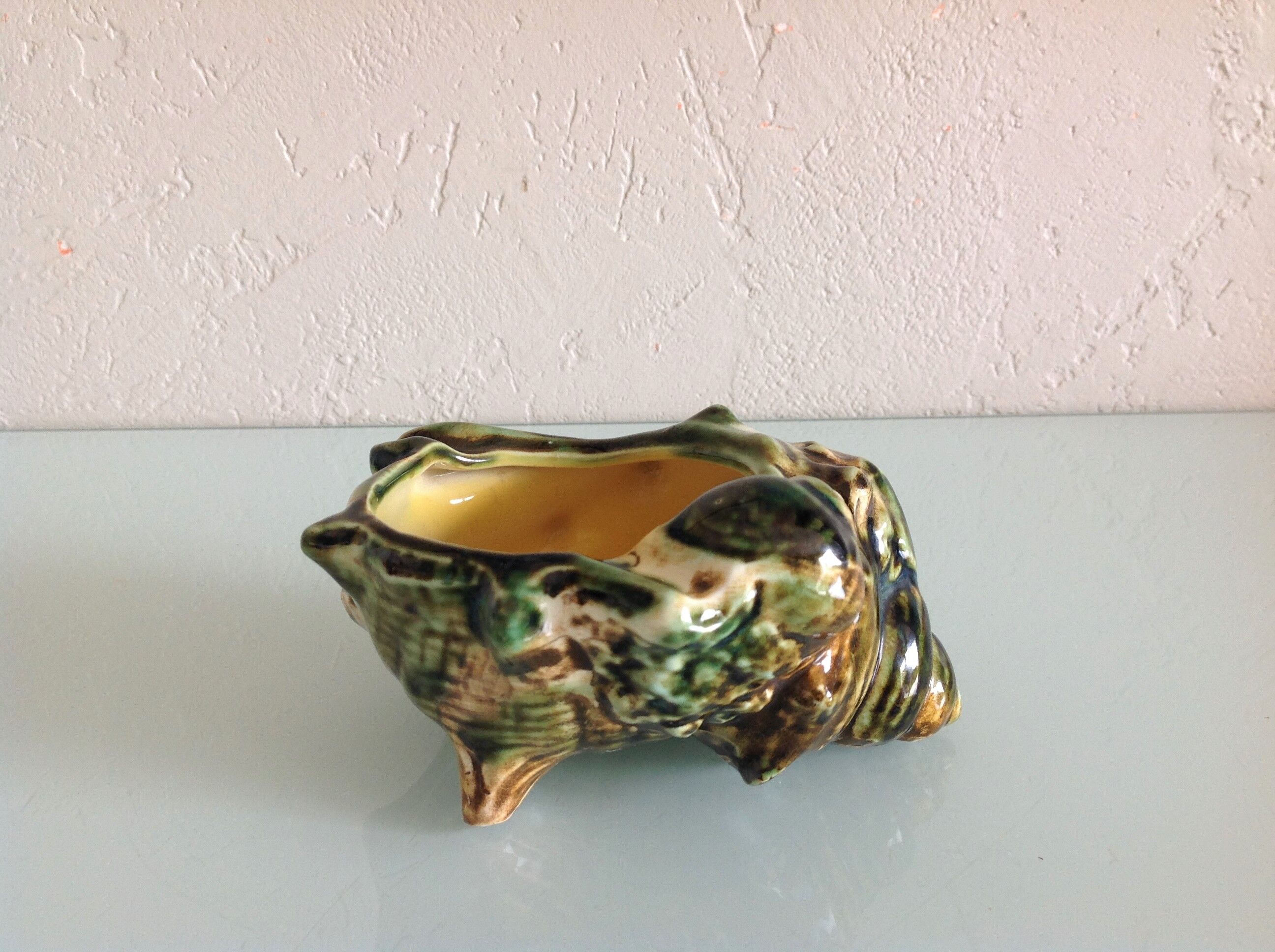 Ashtray "shell" in polychrome / vintage ceramic 50s-60s