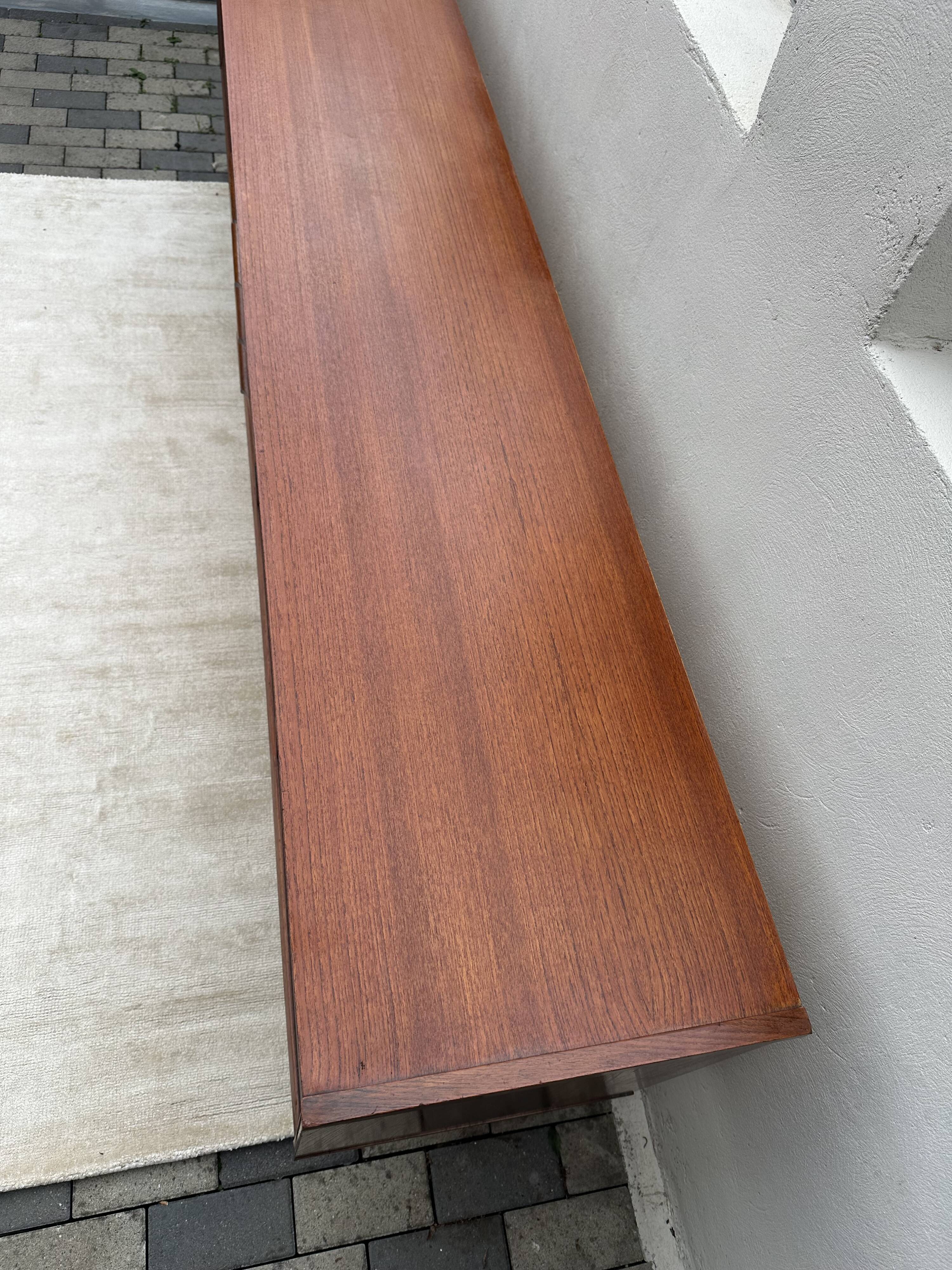 Grande enfilade Rudolf Bernd Glatzel pour Fristho