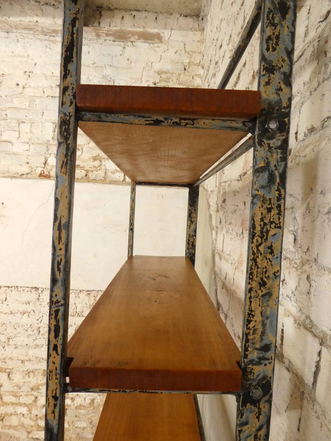 1930 freestanding shelf