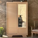 Armoire vintage