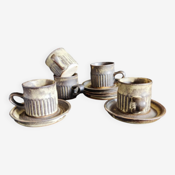 5 cups with saucers
