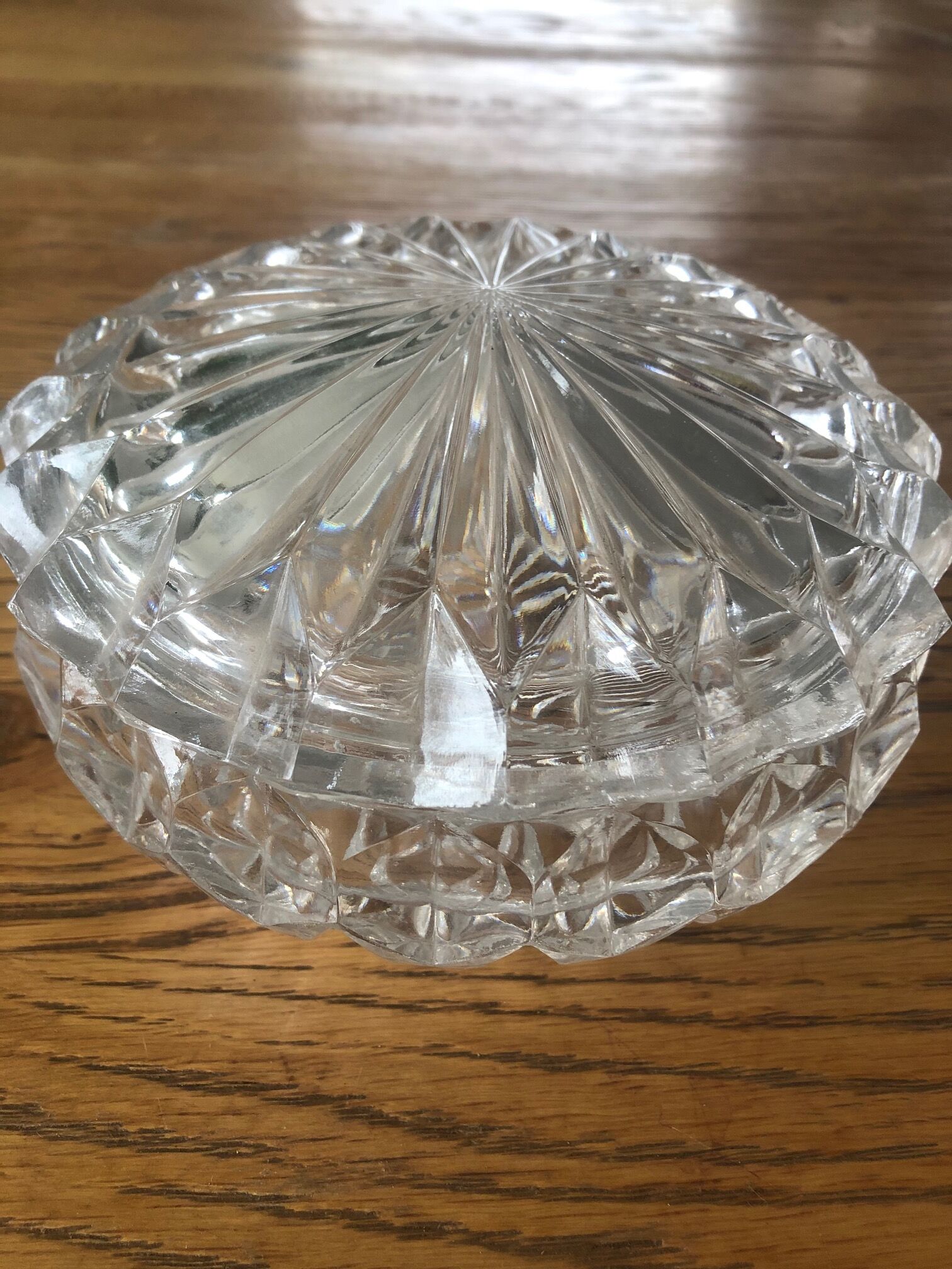 Cut crystal candy box