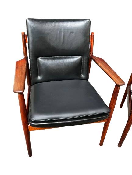 Pair of armchairs by A. Vodder for Sibast