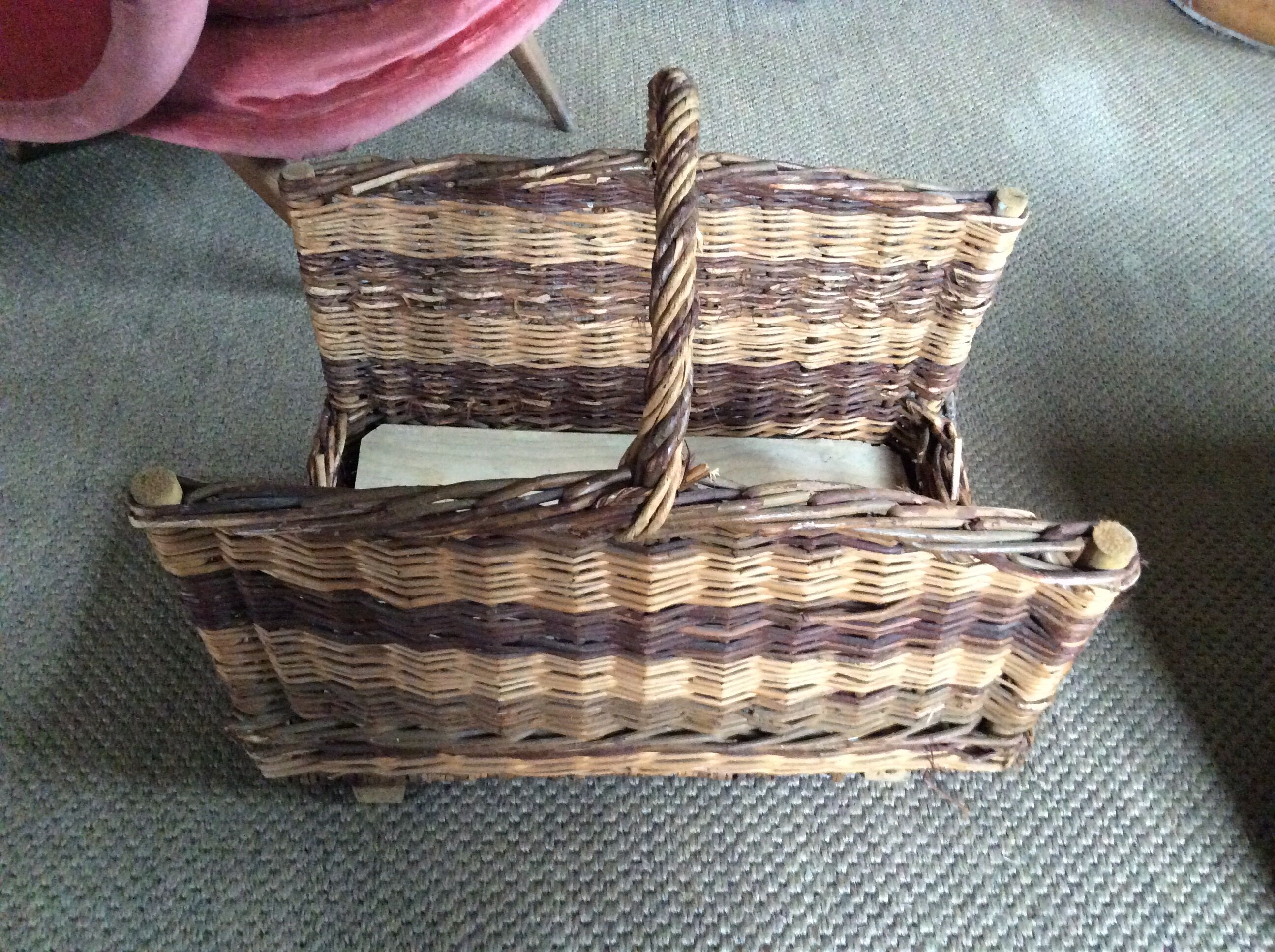 Wood basket