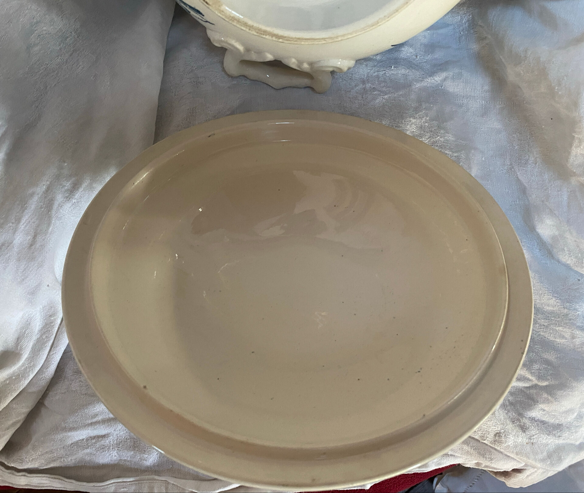 Ironstone soup tureen Longwy model Tits