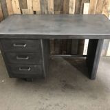 Strafor Industrial Metal Desk