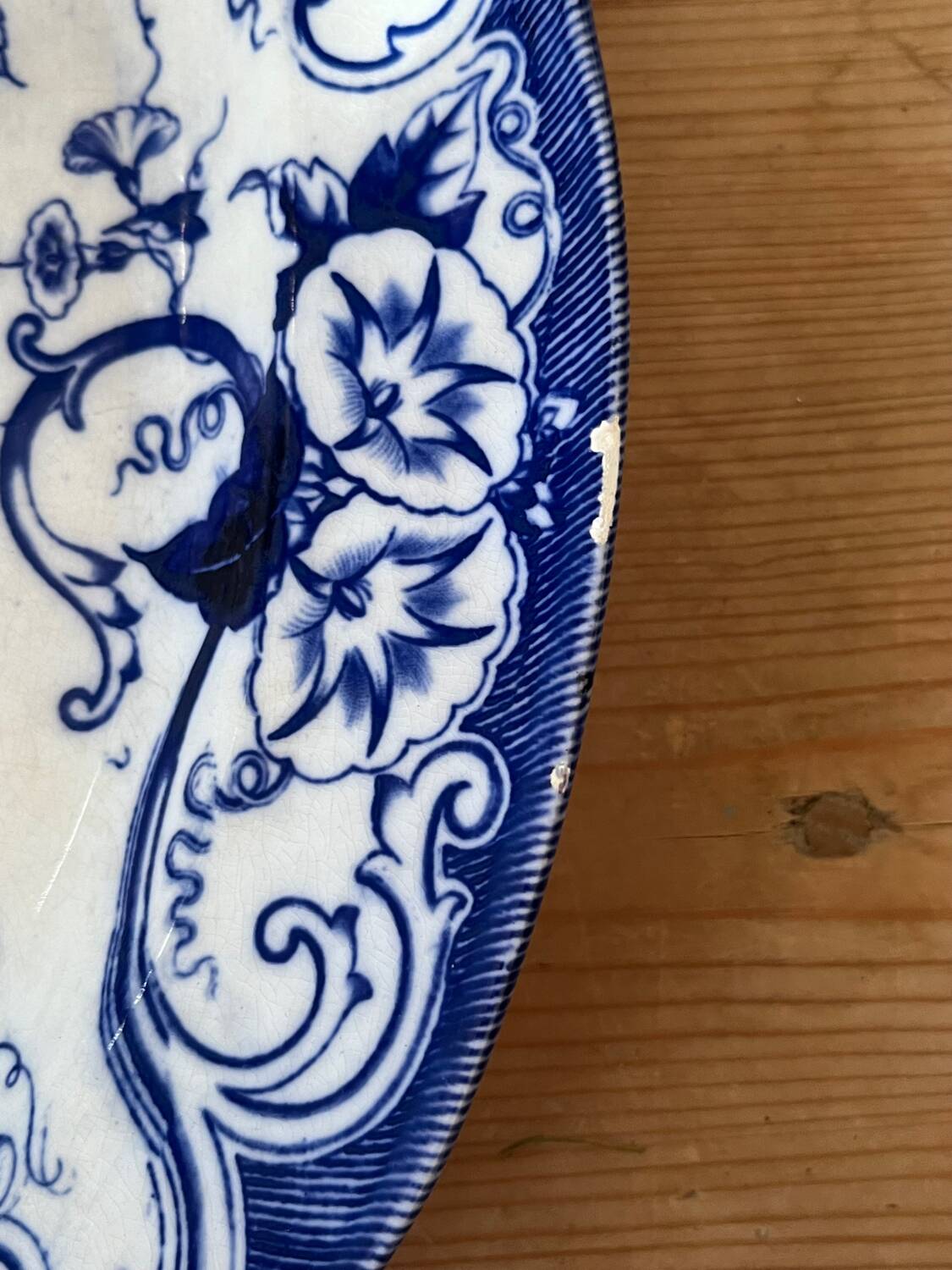 Oval dish Creil and Montereau