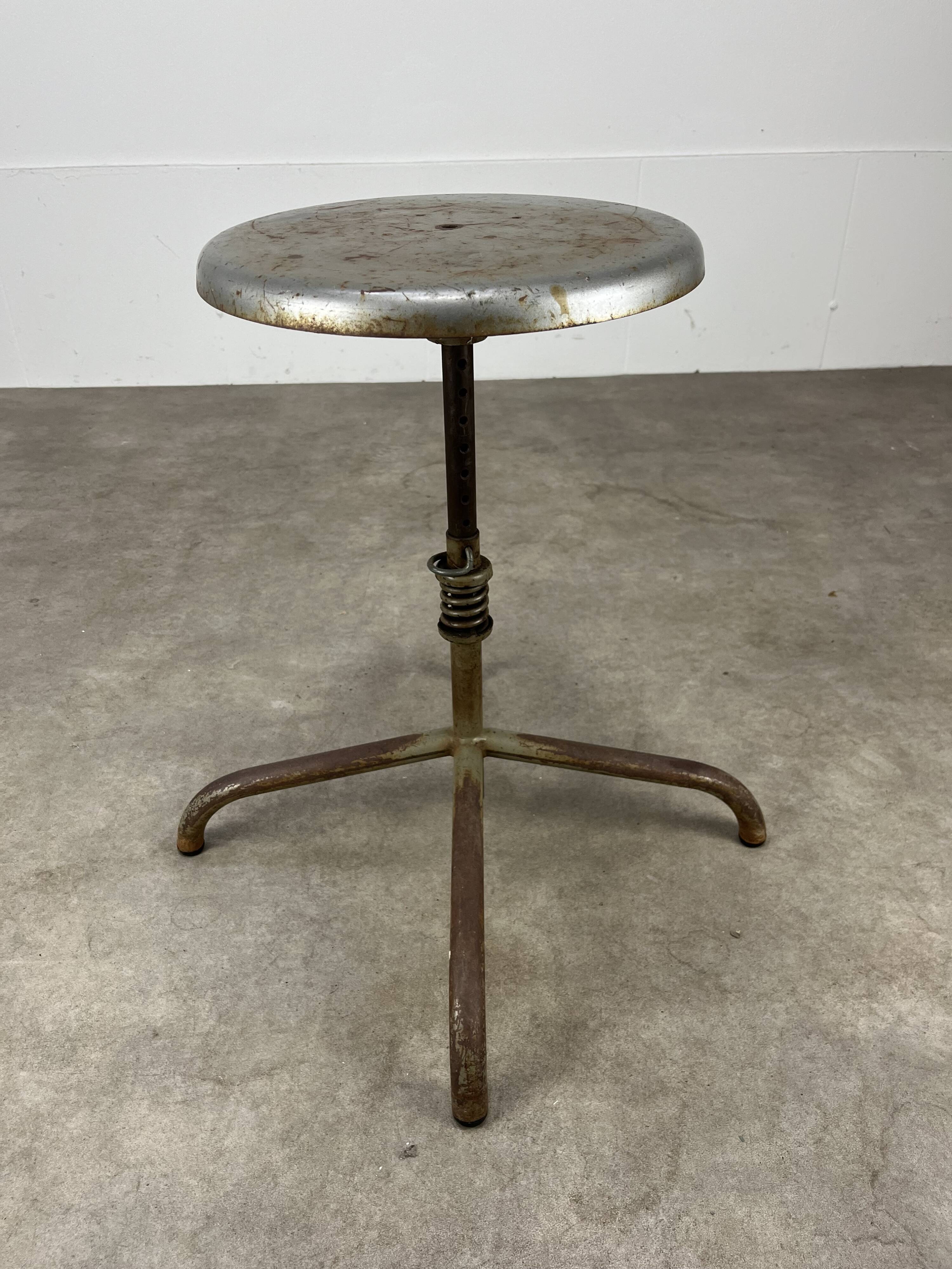 Industrial style adjustable workshop stool