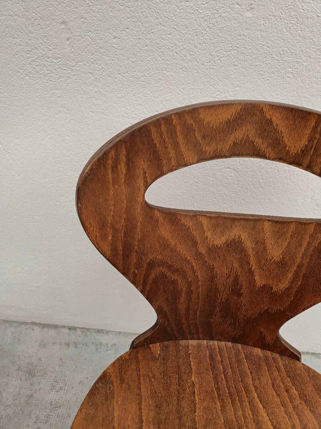 Chaise Baumann de bistrot modèle "fourmi" vintage 1950