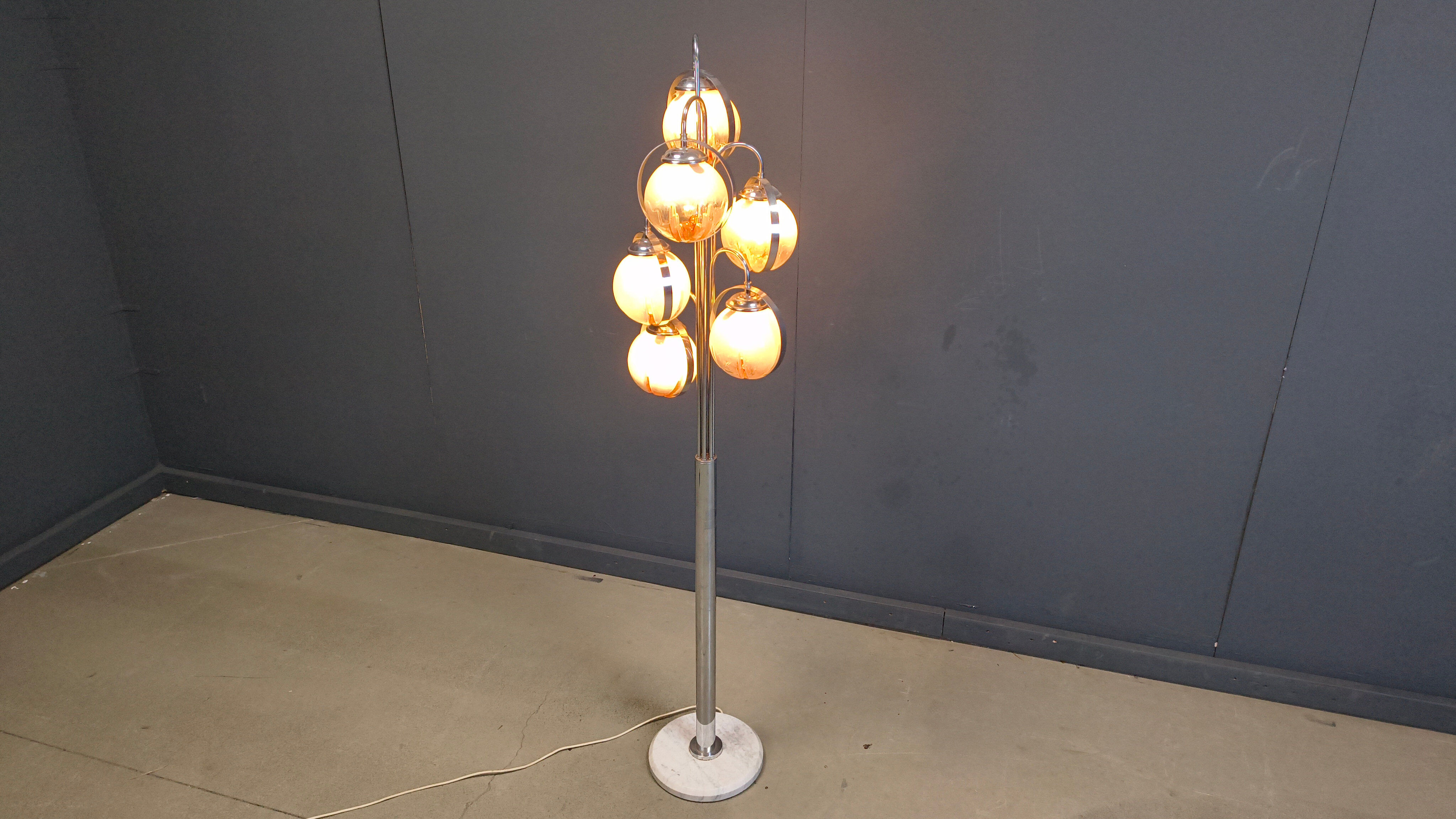Vintage Murano glass floor lamp by Mazzega, 1970s