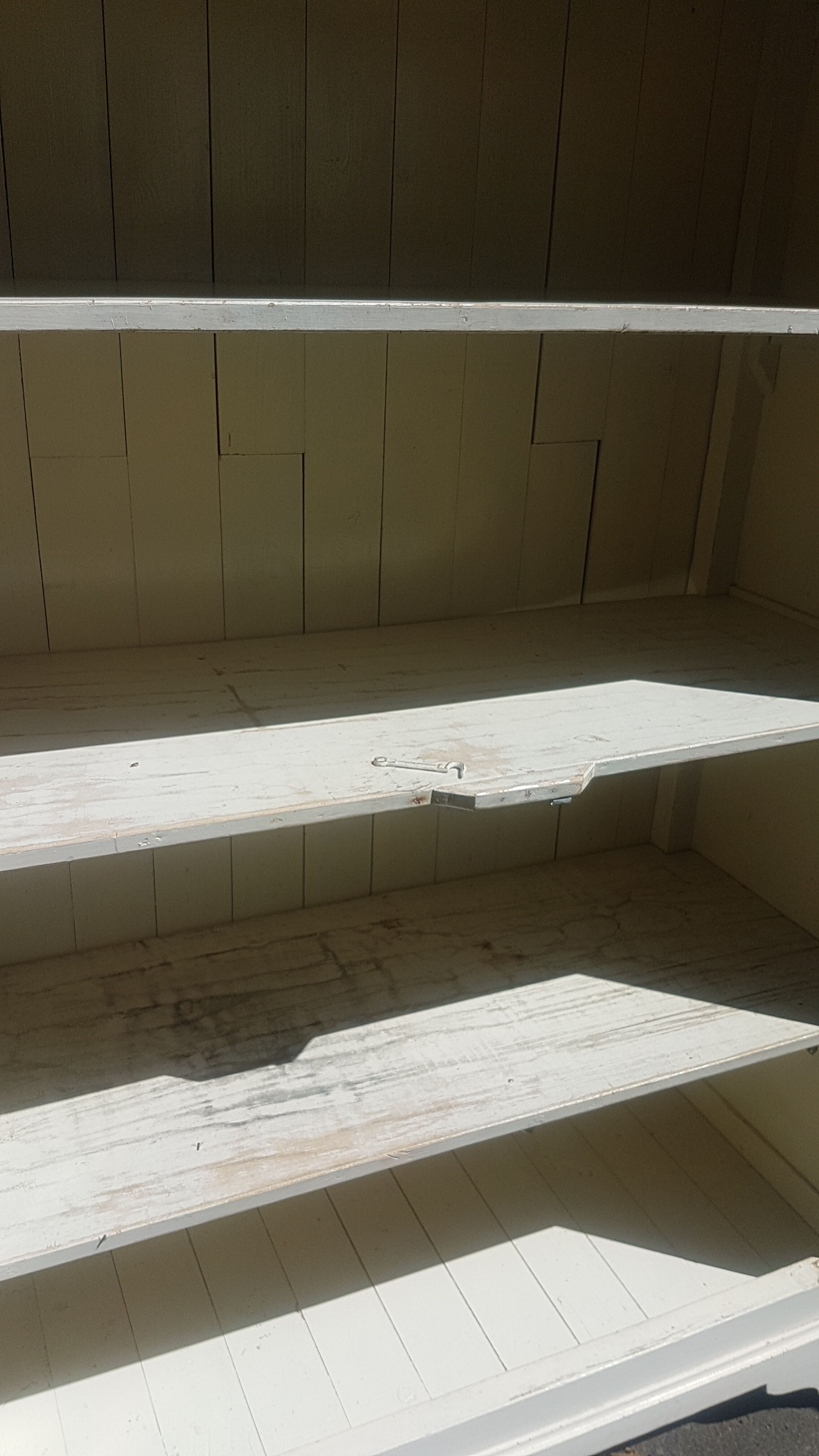 Wardrobe 2 white doors type Petite Parisienne