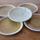 5 assiettes en grès Pierre Digan