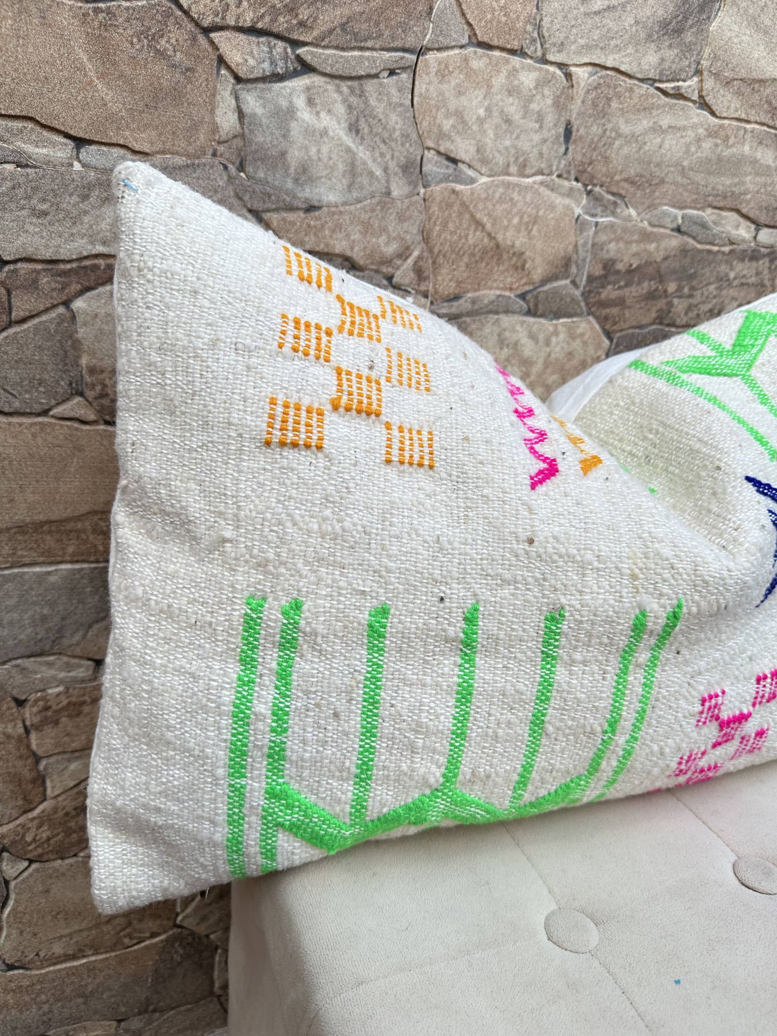 Handmade cushion cover in Berber wool Moroccan Kilim cushion 60x40