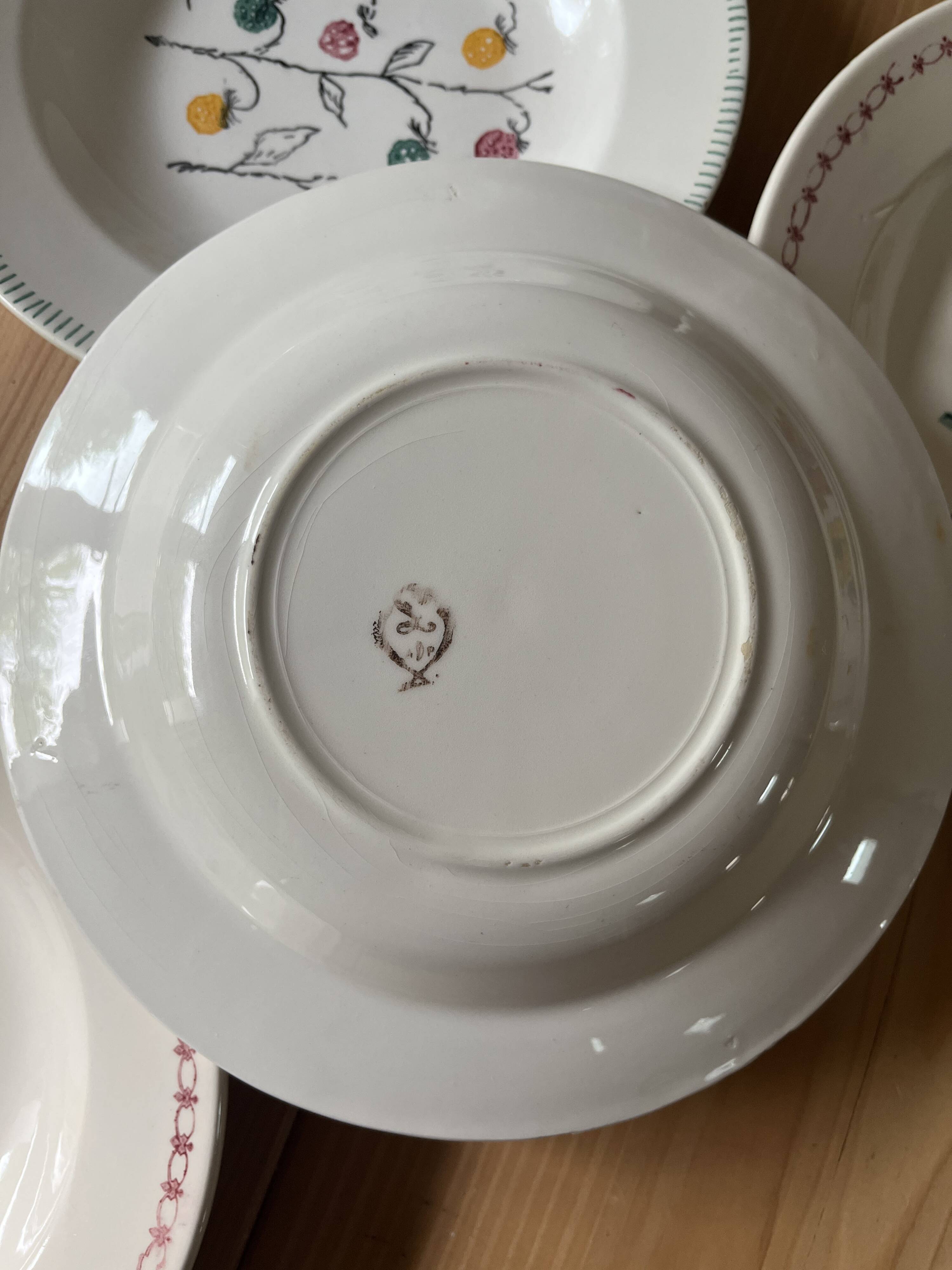 6 vintage ceramic deep plates