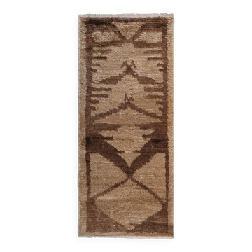 Vintage handmade Turkish rug 72x142 cm