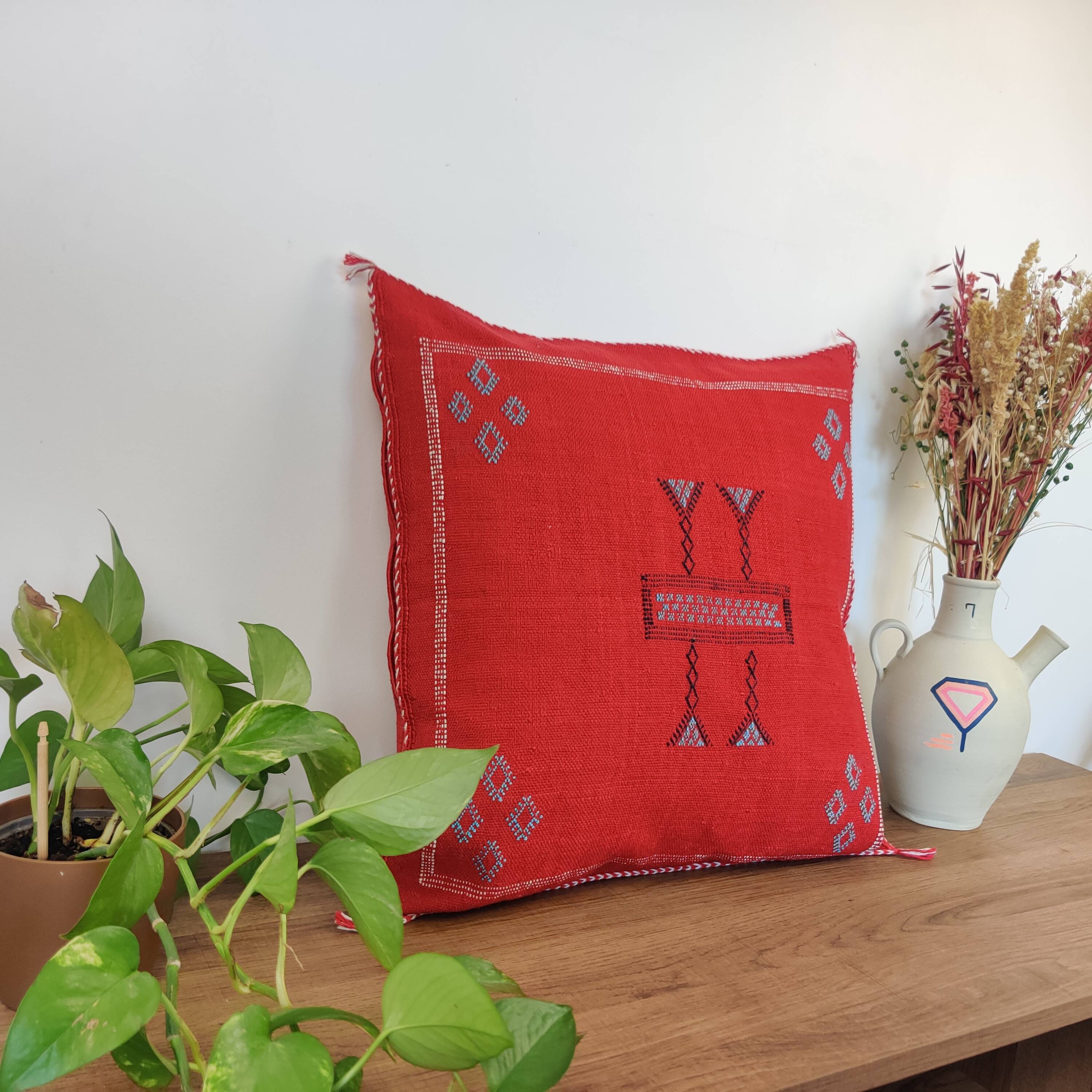 Berber red Sabra cushion in cactus silk
