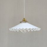 Notched opaline suspension