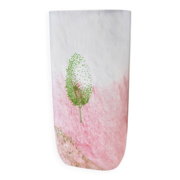 Scandinavian glass art vase known as May by Kjell Engman for Kosta Boda, 1980s