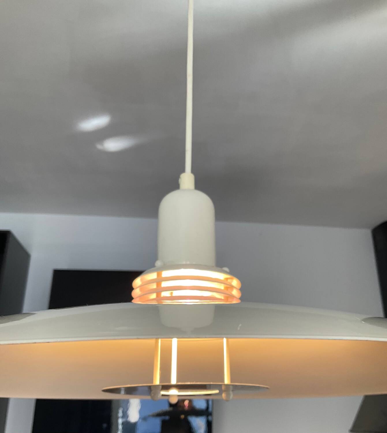 Happy Light Holland saucer pendant light from the 80s