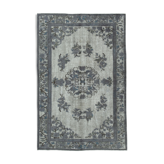 Hand-knotted unique anatolian 1980s 181 cm x 278 cm grey rug