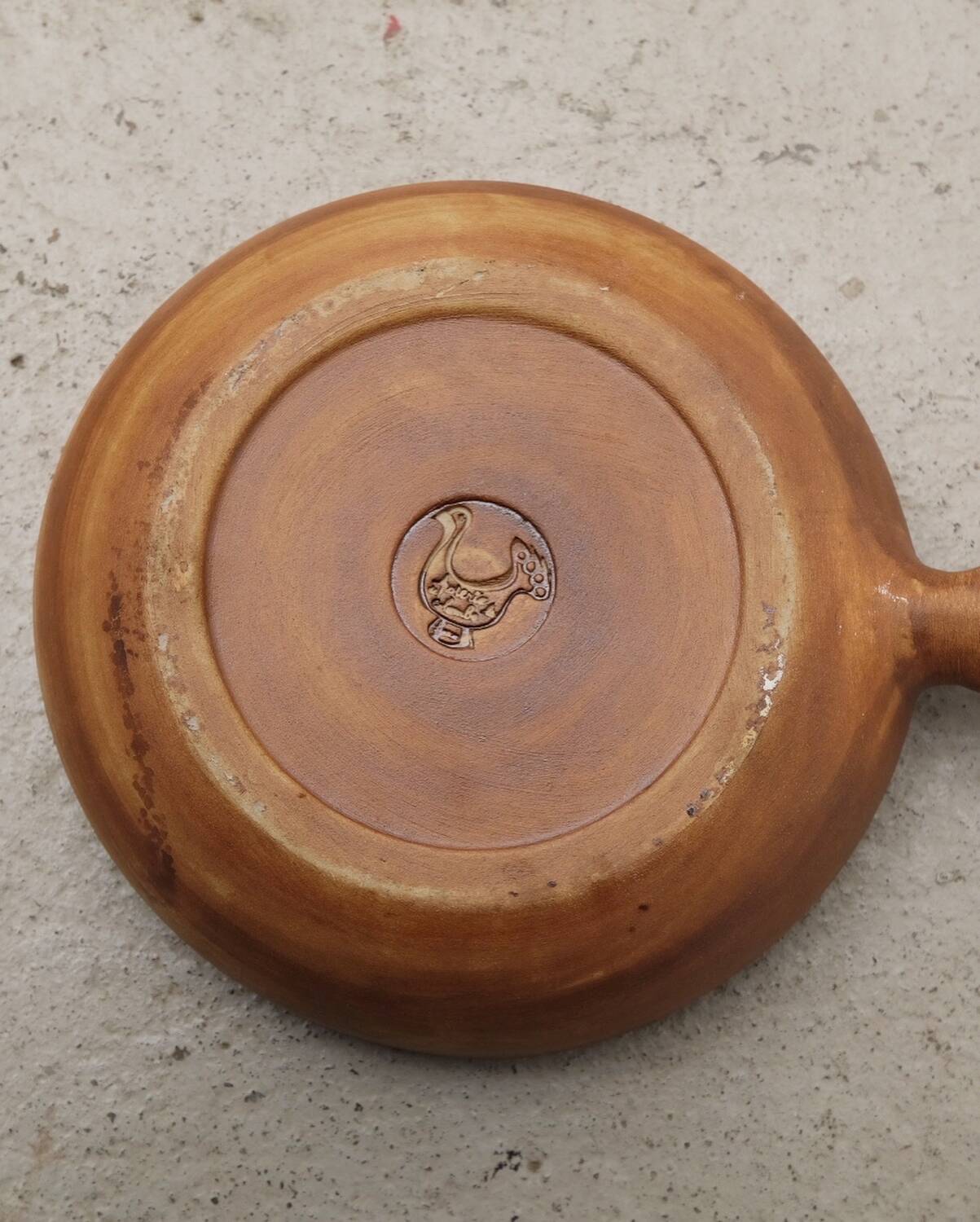 Ceramic fondue pot in the shape of a dove, 1970