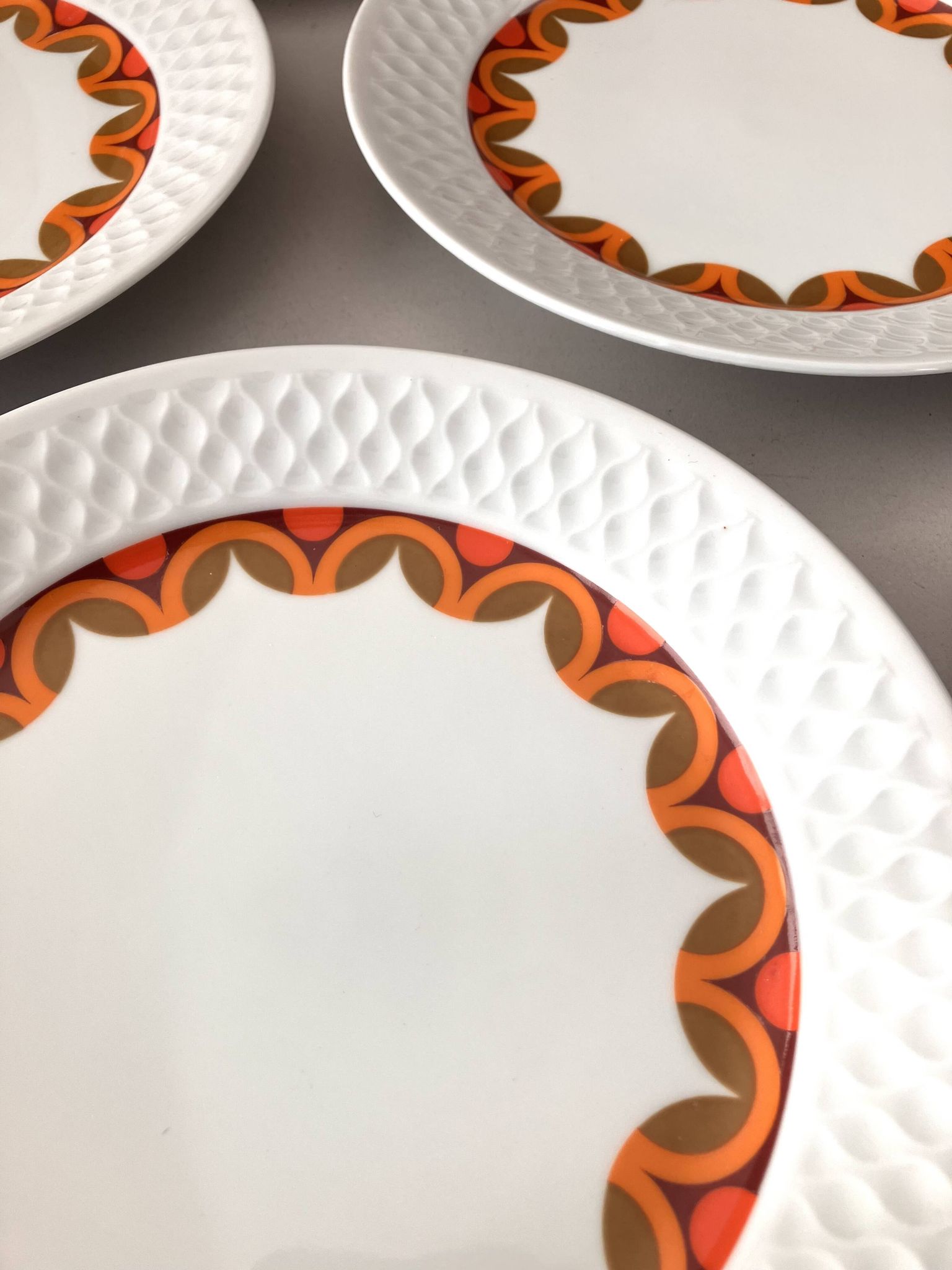 11 dessert plates in porcelain Space Age Schirnding Bavaria