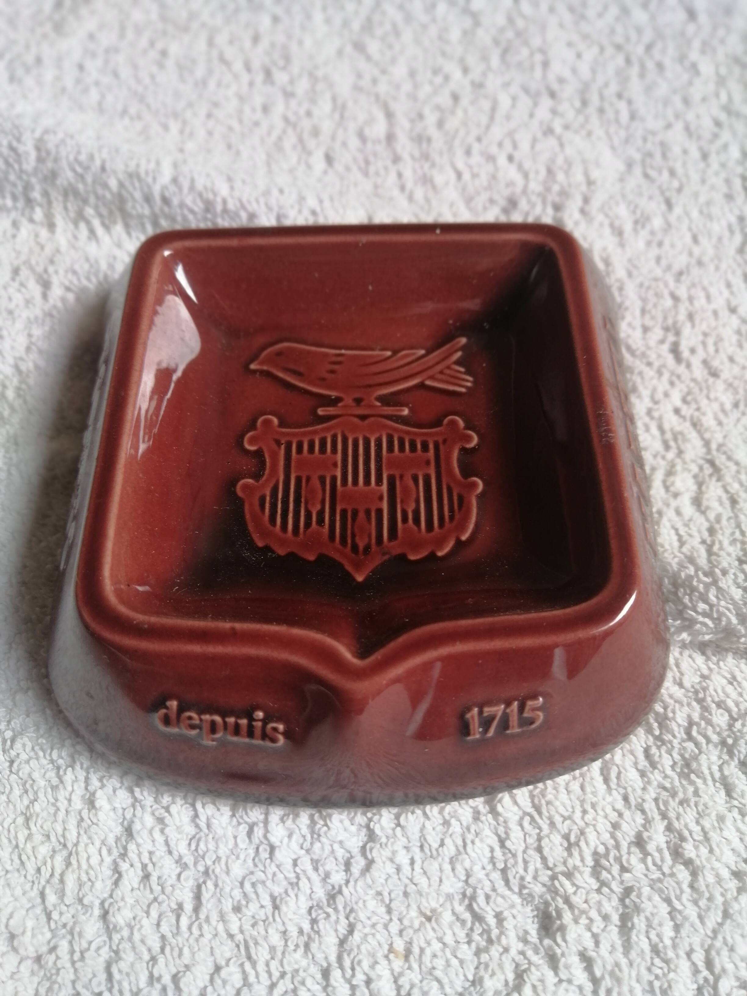 Martel cognac advertising ashtray since 1715