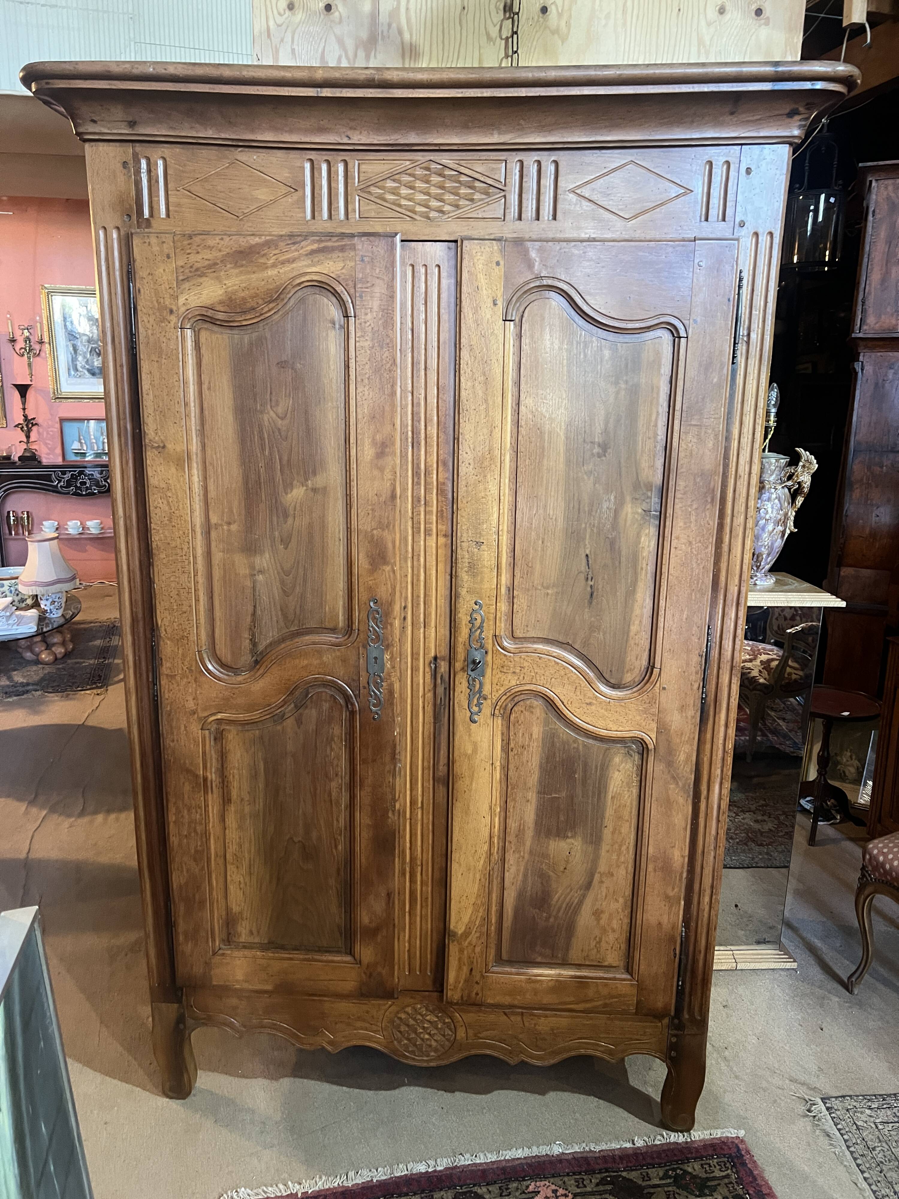 Transition style 2-door wardrobe in natural wood, 19th century