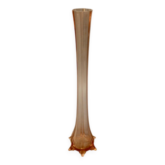 Vintage soliflore in pink glass with star-shaped base.